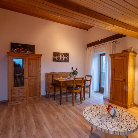 Ferienwohnung „Rose“ Wiesenfelden ภายนอก รูปภาพ